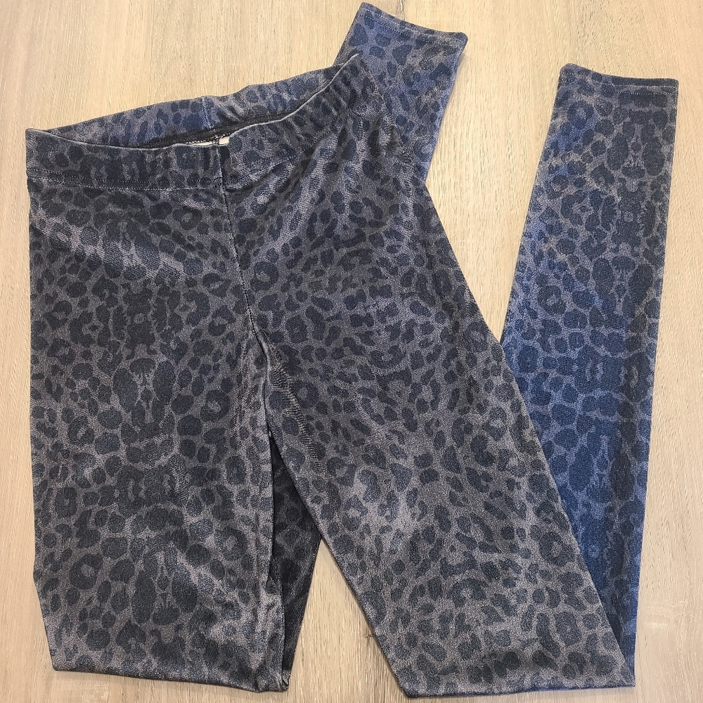 XS SpiritHoods Black Panther Gray Leopard Print Soft Velvet Leggings Athleisure - Picture 3 of 4